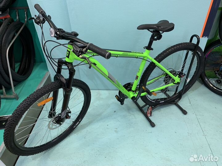 Велосипед горный Stinger Graphite STD 27.5