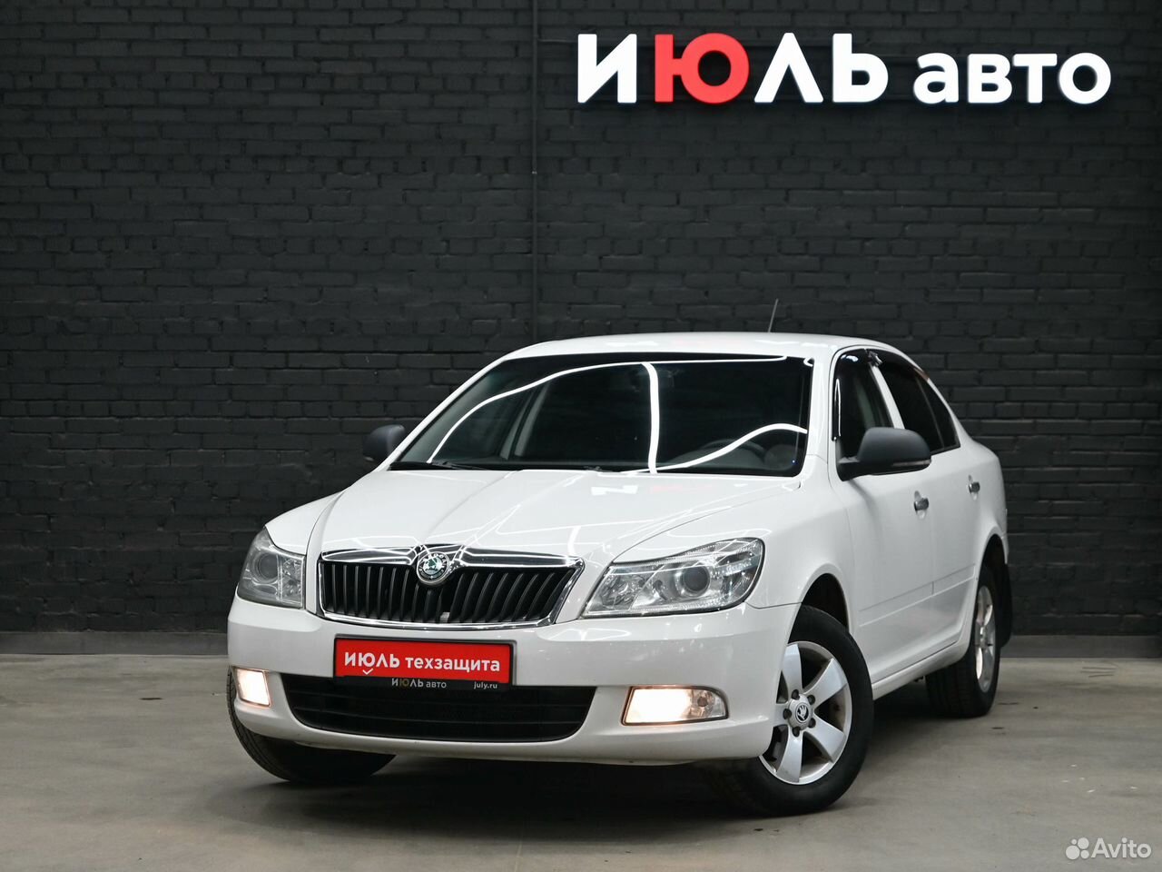 Skoda Octavia 1.6 MT, 2012, 163 153 км