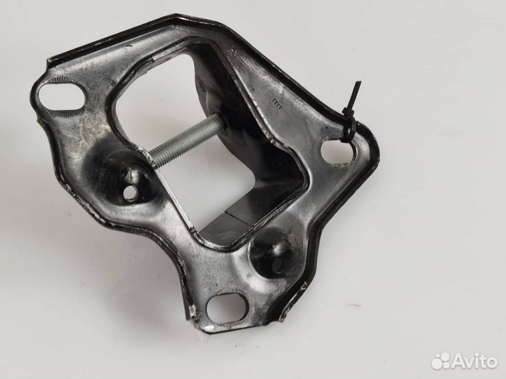 Крепление рычага заднее левое BMW X2 F39 2021