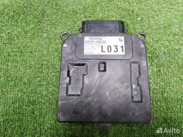 Блок управления LED фарой Toyota Land Cruiser