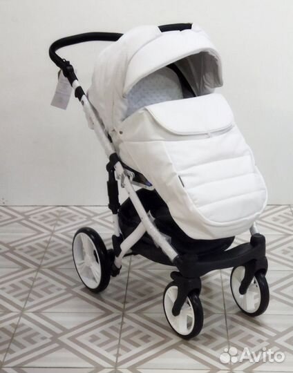 Коляска 2 в 1 Adamex Avanti Deluxe