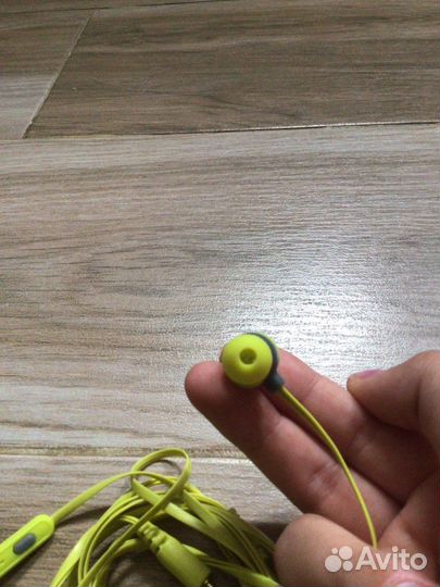 Наушники проводные