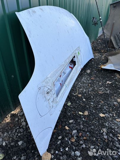 Капот рено трафик