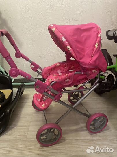 Коляска кукольная