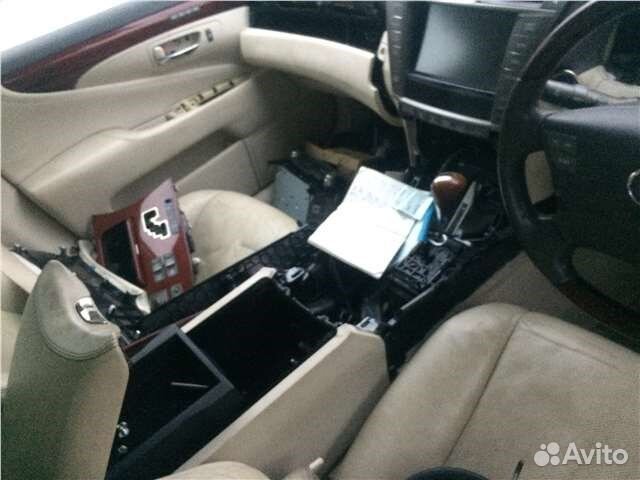 Разбор на запчасти Lexus LS460 2006-2012