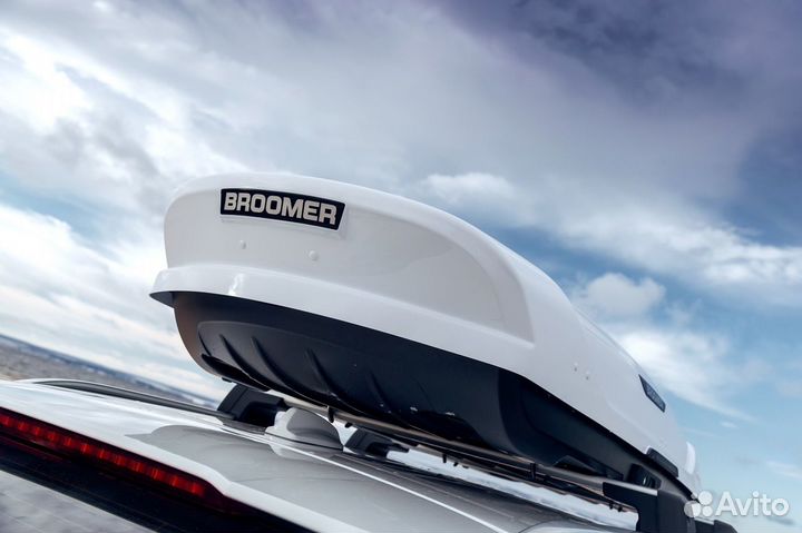 Автобокс на крышу Broomer Venture LS 450л
