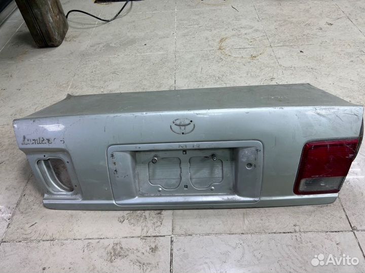 Багажник задний Toyota Camry CV40 3CT 1981-1994