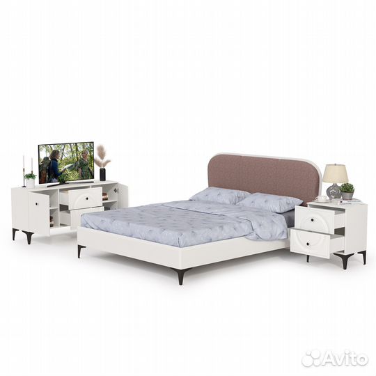 Гарнитур спальный с тв-тумбой и кровать с мягкой спинкой Валенсия № 40, цвет белый шагрень/ткань вел