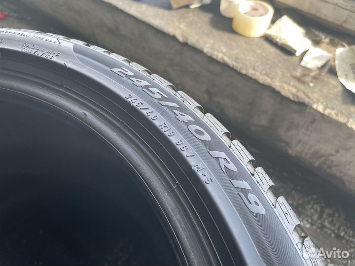Pirelli Winter Sottozero 3 245/40 R19 и 275/35 R19 V