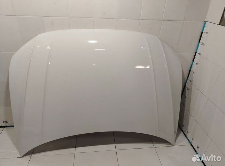 Капот белыый VW Tiguan 2