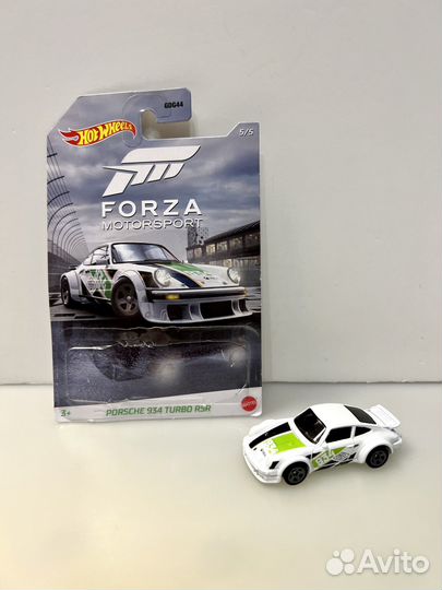 Коллекция машинок Hot Wheels Forza Motorsport