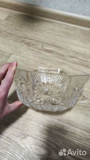 Салатник хрустальный восьмиугольный