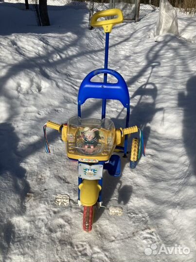 Детский трехколесный велосипед