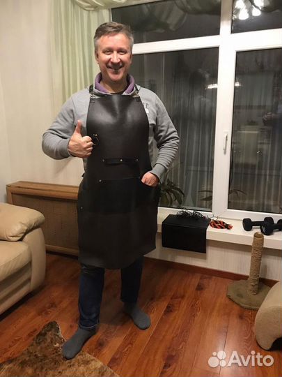 Фартук бармена, официанта кожанный. Просто к грилю