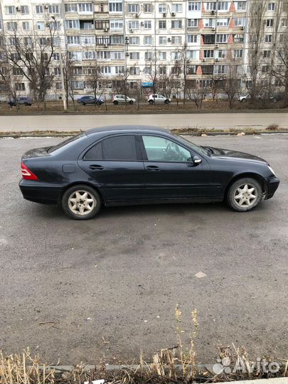 Mercedes-Benz C-класс 1.8 AT, 2002, 400 000 км