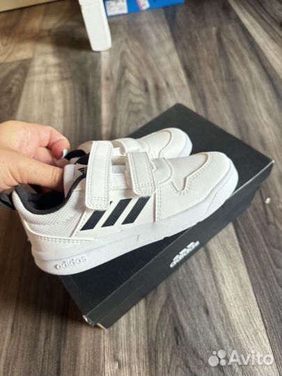 Кроссовки adidas 27 размер