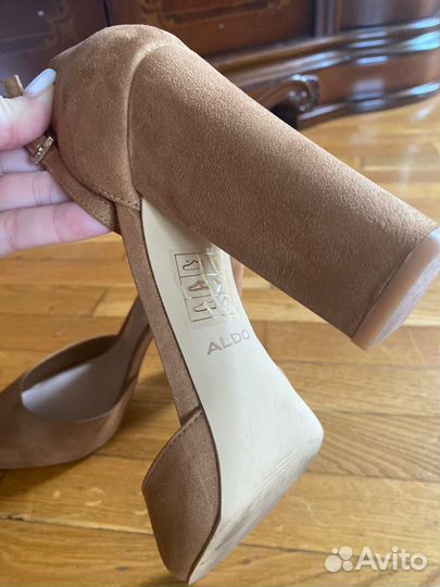 Туфли женские