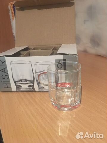 Бокалы, стопки, пивные кружки