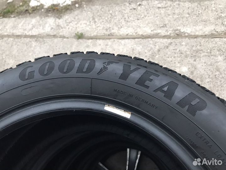 Goodyear Ultragrip Ice Arctic 205/60 R16 97T