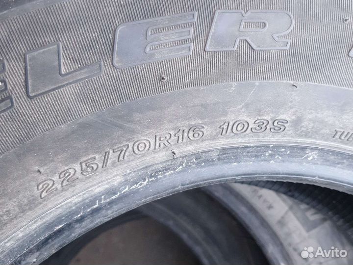 Bridgestone Dueler H/T D687 225/70 R16
