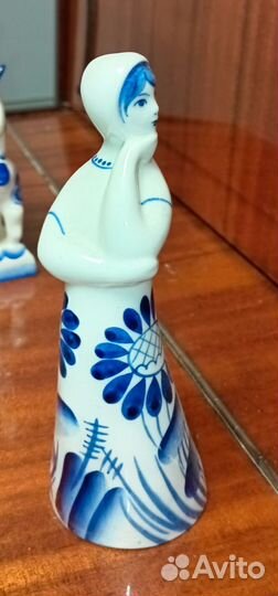 Девушка с косой статуэтка гжель СССР