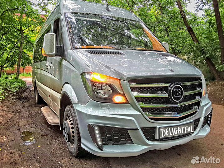 Бампер передний с решёткой Mercedes Sprinter W906