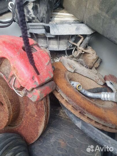 Супорт тормозной диск Audi A6 C6 2.4 BDW ATE