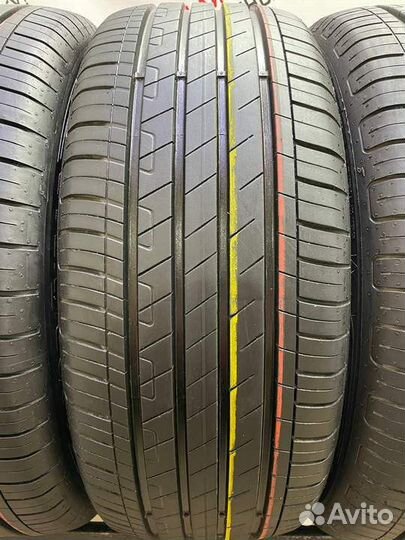 Goodyear EfficientGrip Performance 215/55 R17 94V