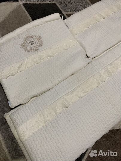 Бортики в кроватку и одеялко