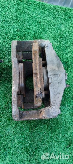 Передний суппорта Audi Allroad C5