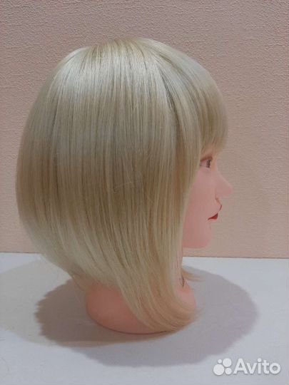 Парик короткий светлый