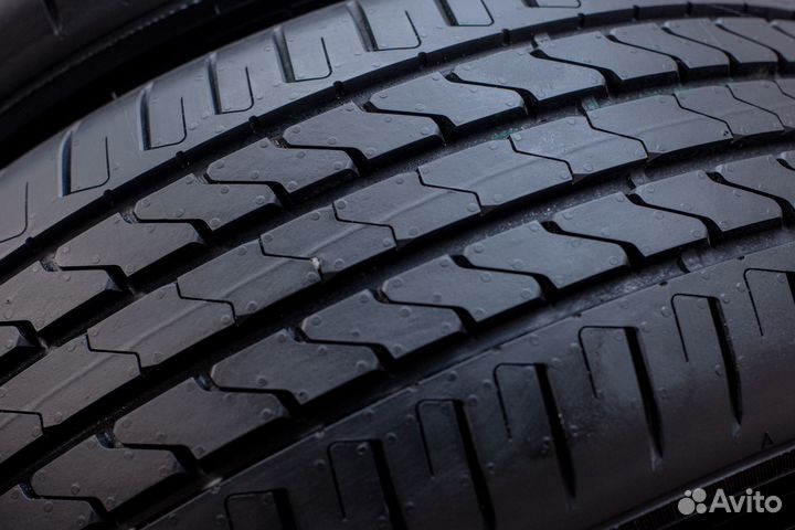 Cooper Evolution CTT 235/55 R18 100V