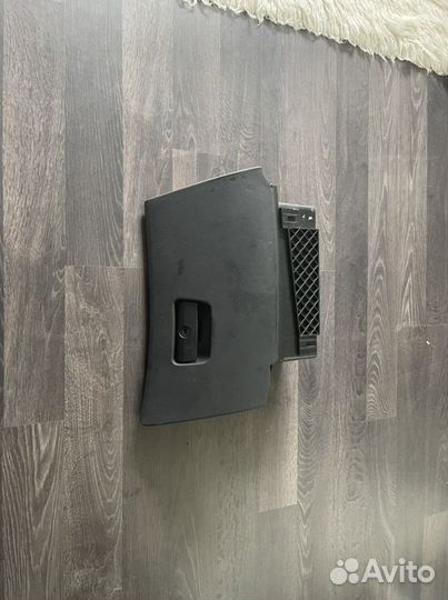 Бардачек бмв Е39 BMW E39 с ручкой