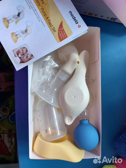 Молокоотсос medela ручной