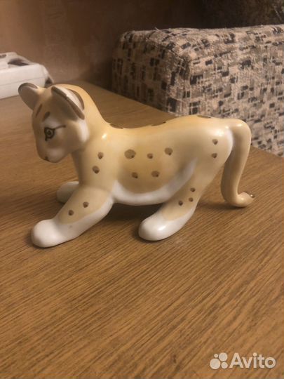 Статуэтка фарфор леопард