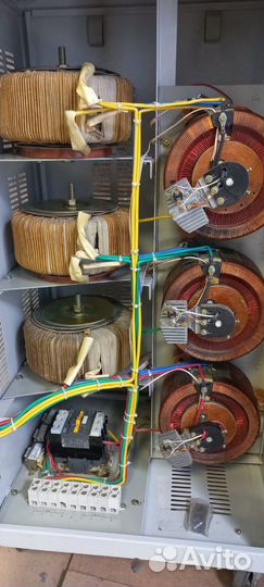 Стабилизатор напряжения трехфазный 30 квт