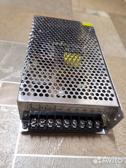 Блок питания 5В 40А (A-200W-5)