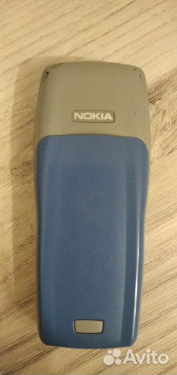 Телефон Nokia 1100