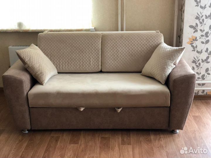 Перетяжка мягкой мебели обивка и ремонт