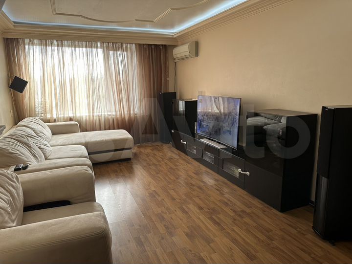 4-к. квартира, 80 м², 4/5 эт.