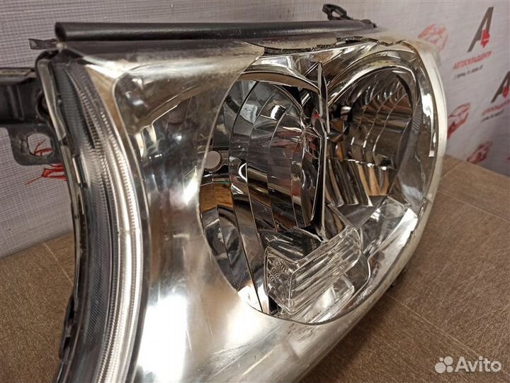Фара левая Toyota Land Cruiser 200 (2007-Н.в.)