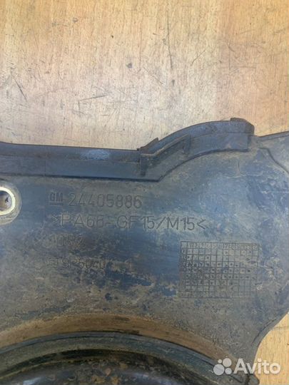 Кожух ремня грм Opel Astra H Z16XEP 2005