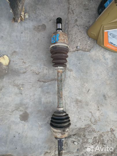 Привод передний левый в сборе kia Rio 1