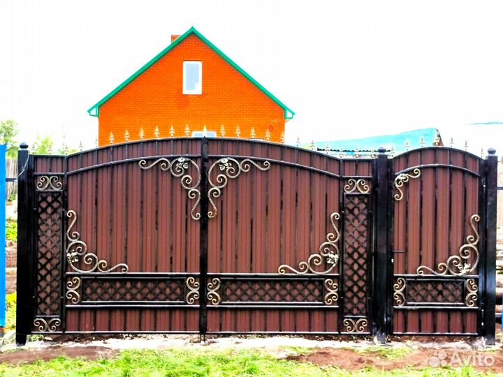 Кованные ворота и калитка