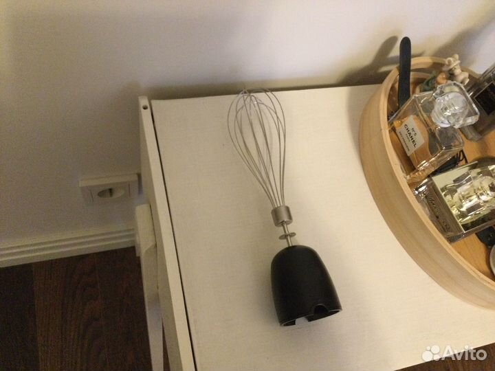 Венчик.Блендер погружной Redmond