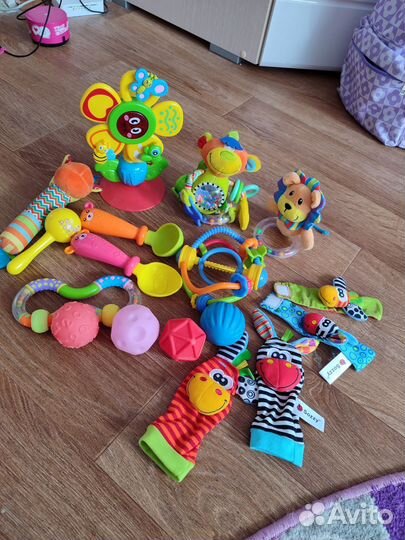 Погремушки прорезыватели