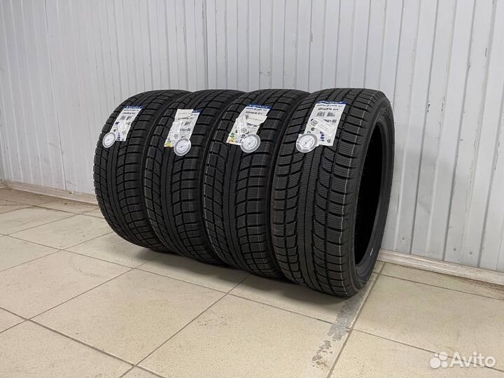 Triangle TR777 215/60 R17
