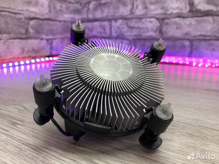 Боксовые кулеры Intel