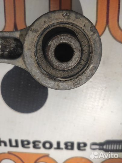 Опора нижняя Skoda Fabia 1