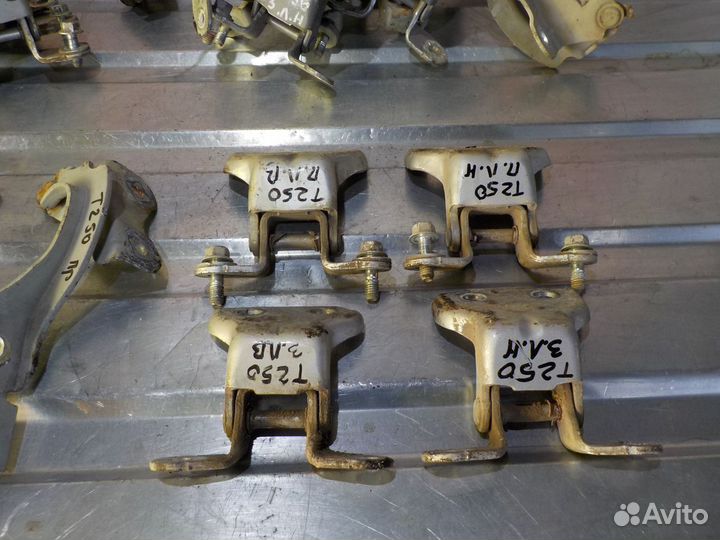 Петли дверей дверные капота Шевроле Авео Т250